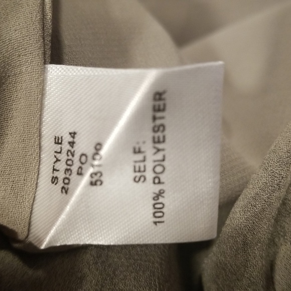 💕CURRENT AIR💕 Button Down Sleeveless Blouse Python Snakeskin Print Medium NWT - Picture 11 of 12